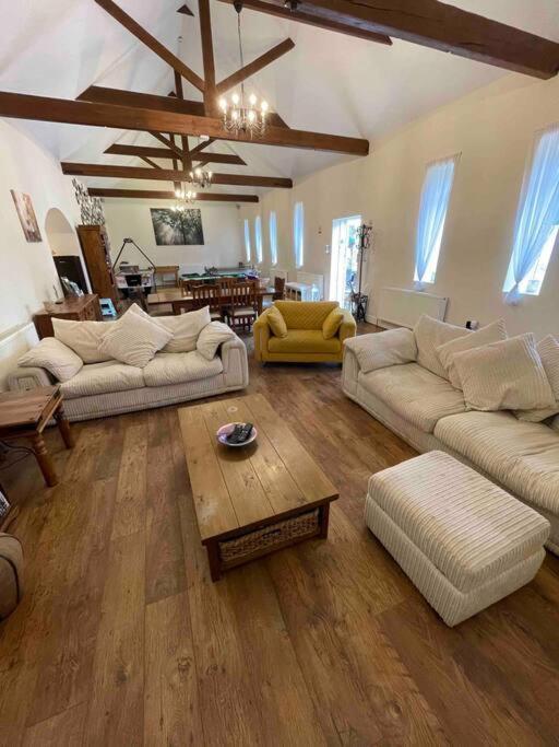 The Old Hay Barn - Games Room, Gym, Sleeps 8 Godmanchester Dış mekan fotoğraf