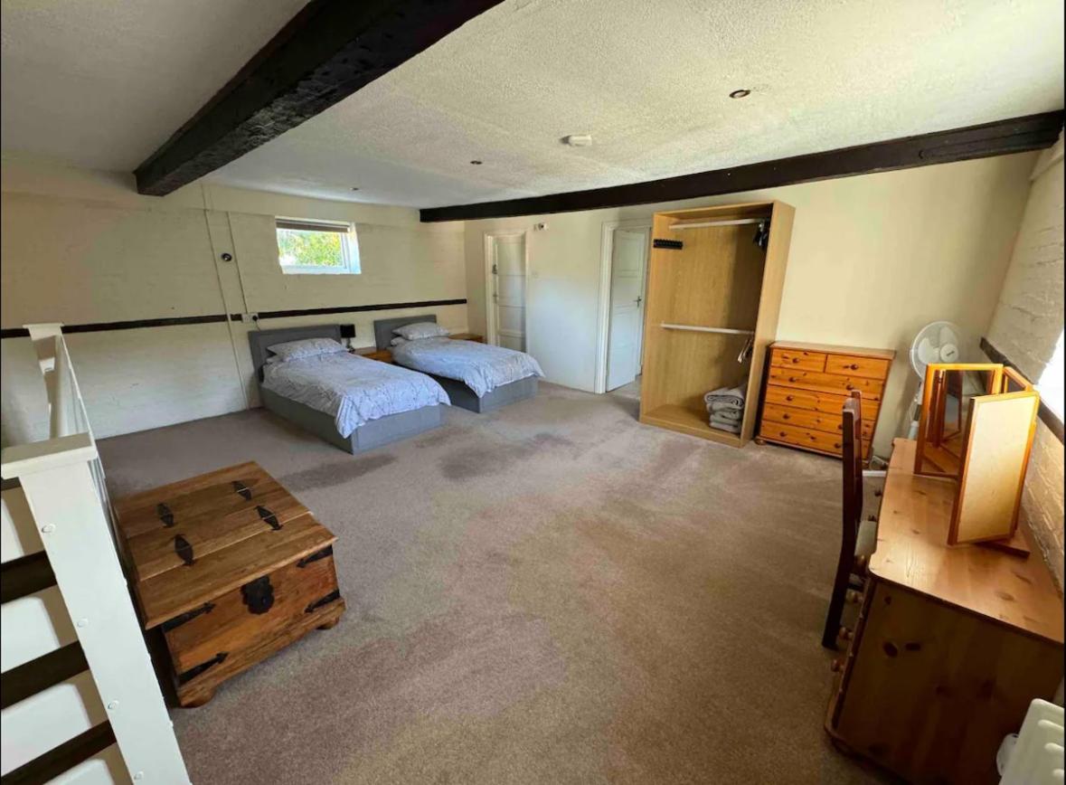 The Old Hay Barn - Games Room, Gym, Sleeps 8 Godmanchester Dış mekan fotoğraf